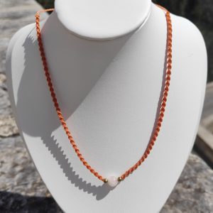Collier Essence