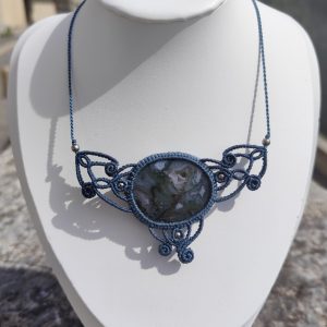 Collier Déesse et Agate Mousse