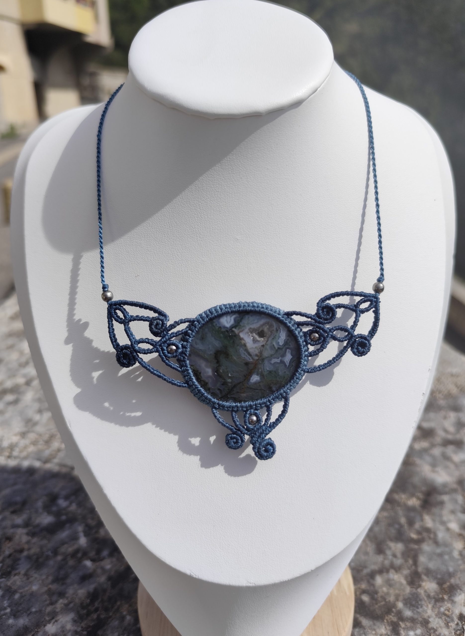 Collier Déesse et Agate Mousse