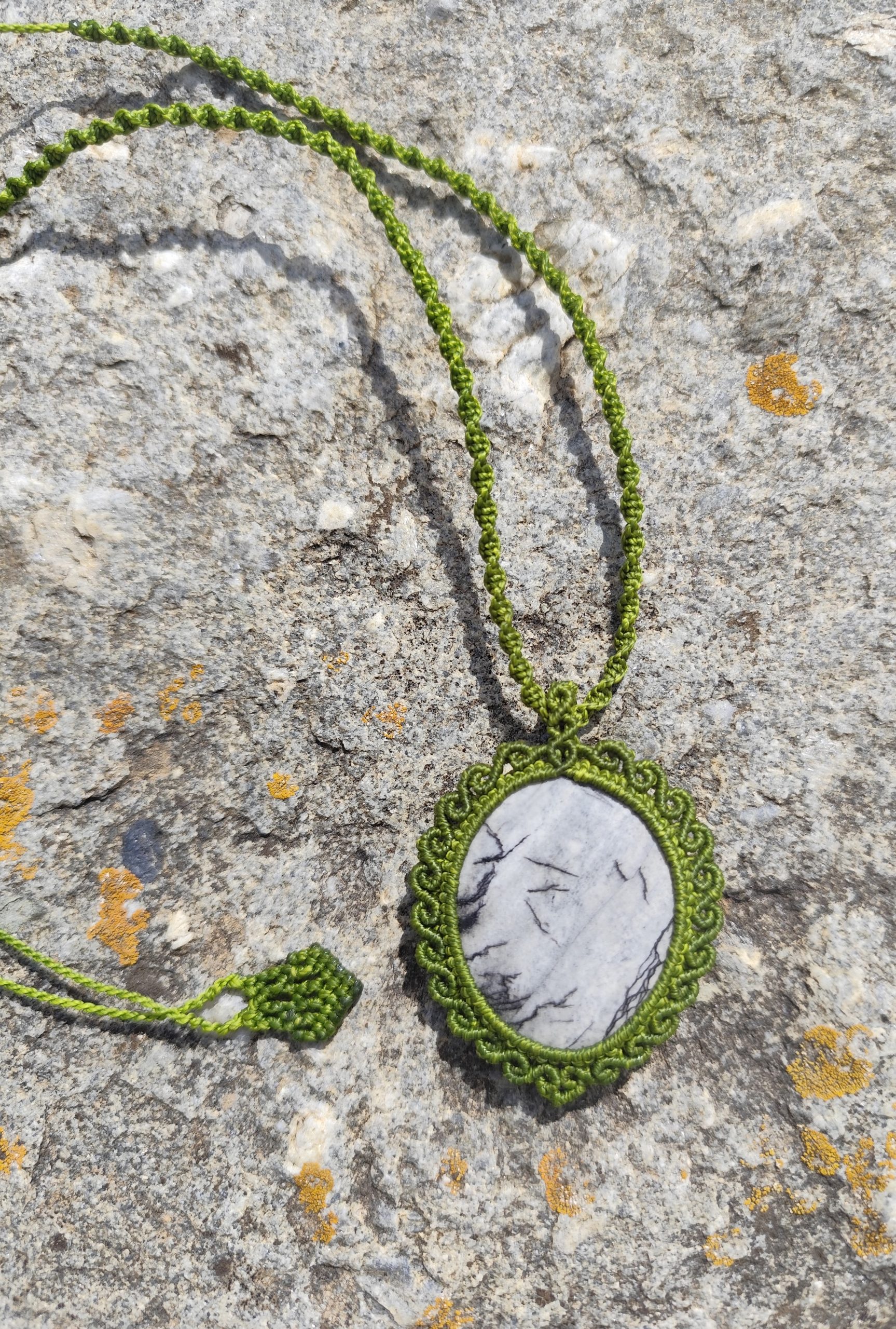 Collier Ondoyance et Pinolite – Image 3
